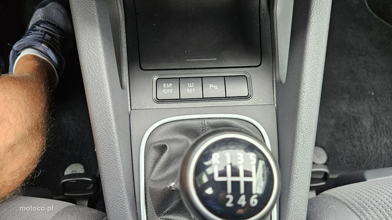 Volkswagen Golf V 28