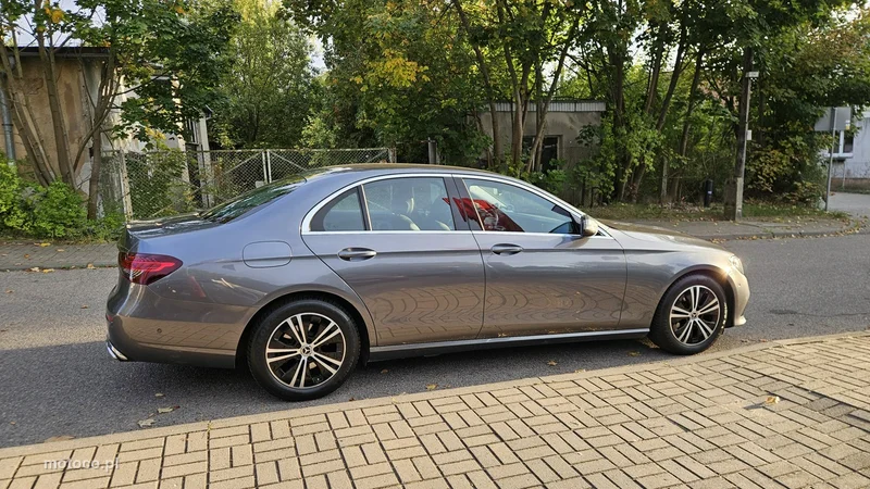 Mercedes-Benz Klasa E W213 E 200 7