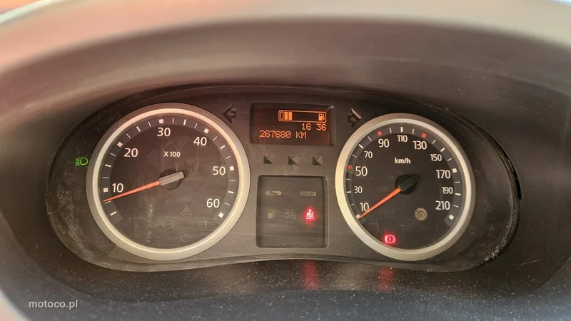 Nissan Primastar 25
