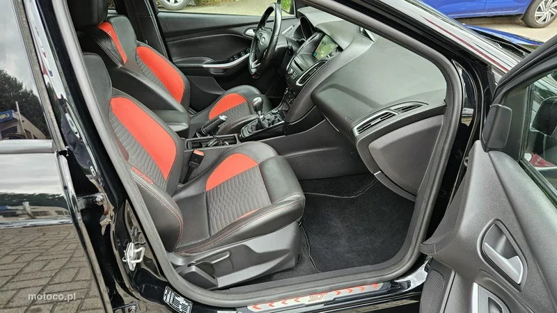 Ford Focus IV 20