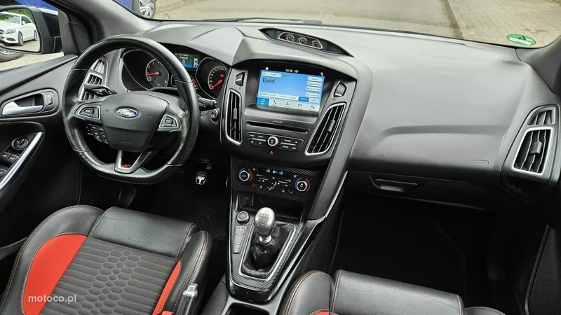 Ford Focus IV 22