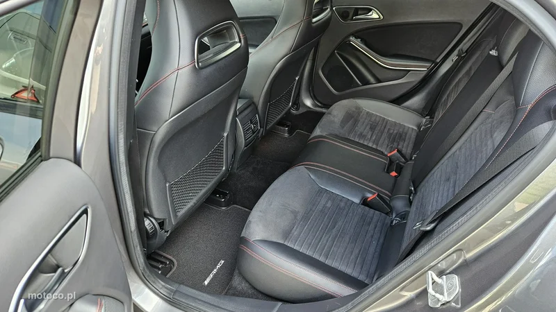 Mercedes-Benz GLA X156 GLA 250 22