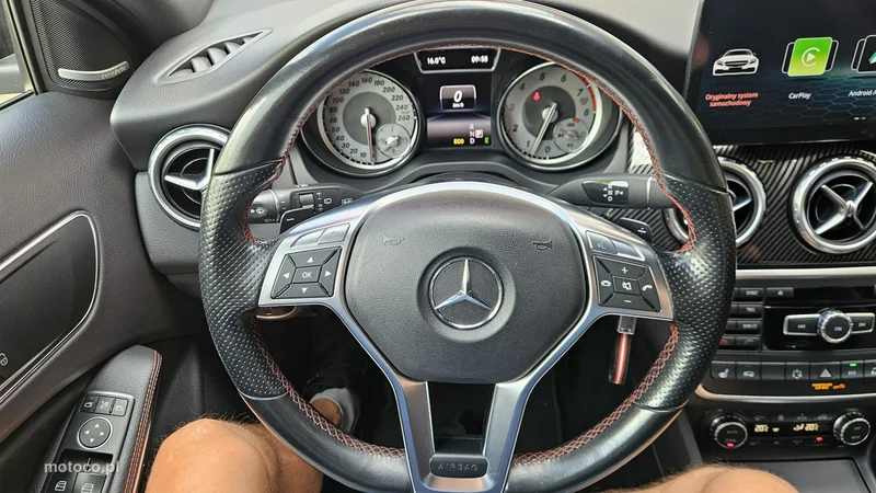 Mercedes-Benz GLA X156 GLA 250 25