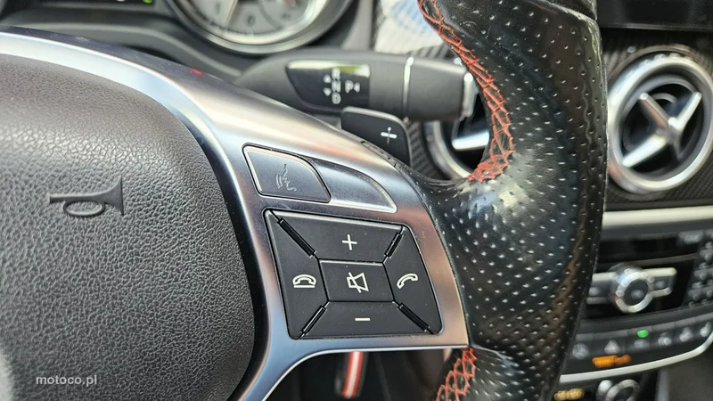 Mercedes-Benz GLA X156 GLA 250 28