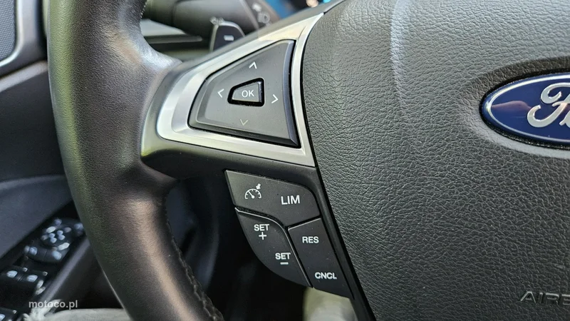 Ford Mondeo V 27