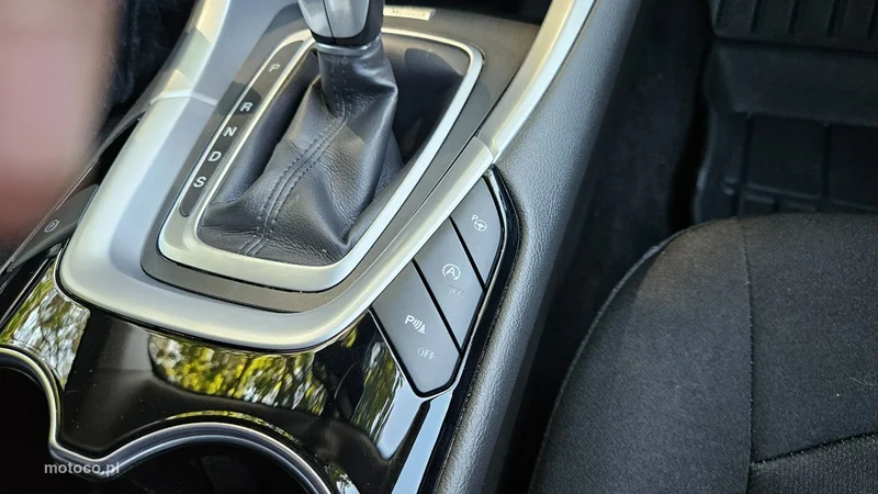 Ford Mondeo V 36