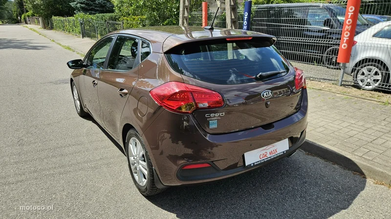 Kia Cee'd 12