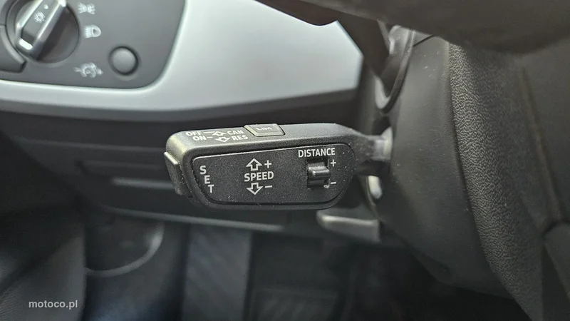 Audi A4 B9 28