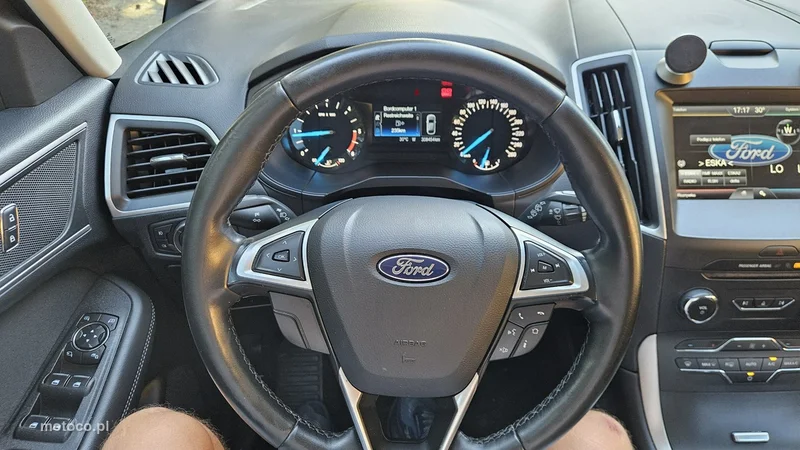 Ford S-Max II 19