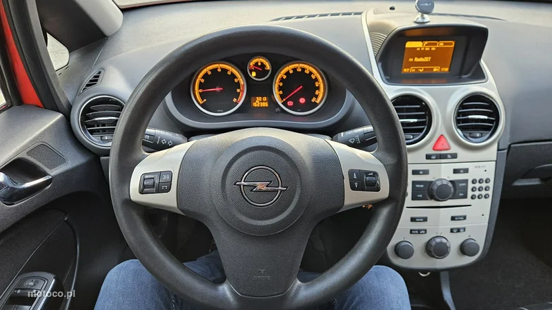 Opel Corsa D 23