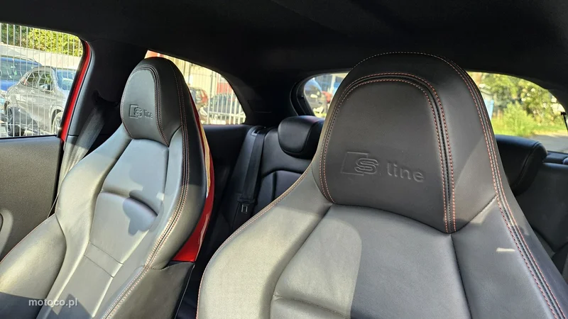 Audi A1 8X 18