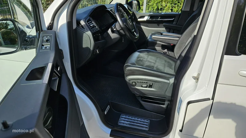 Volkswagen Multivan 15