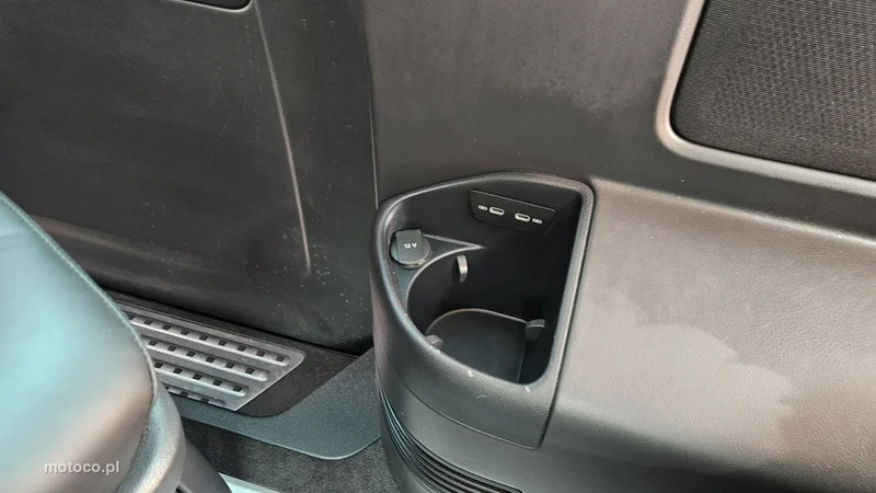 Volkswagen Multivan 33