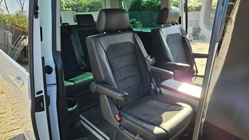 Volkswagen Multivan 37