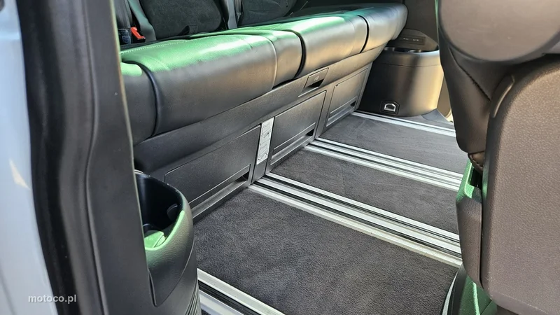 Volkswagen Multivan 39