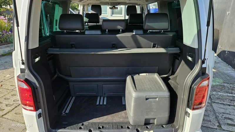 Volkswagen Multivan 40