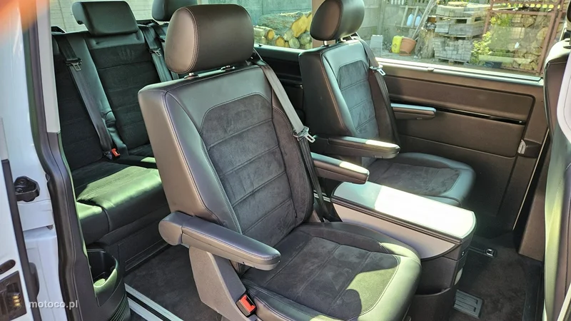 Volkswagen Multivan 44