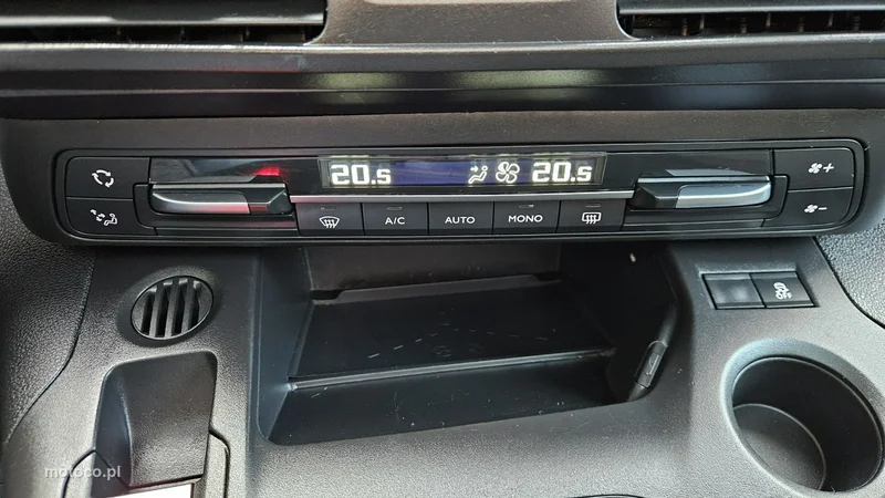 Peugeot Rifter 23