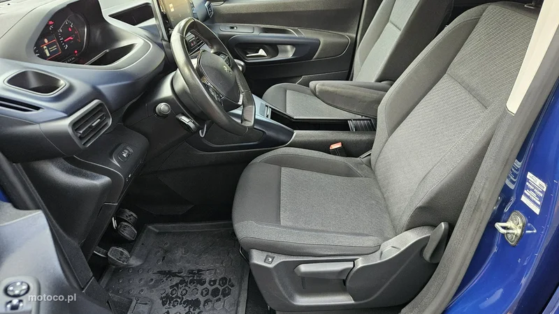 Peugeot Rifter 27