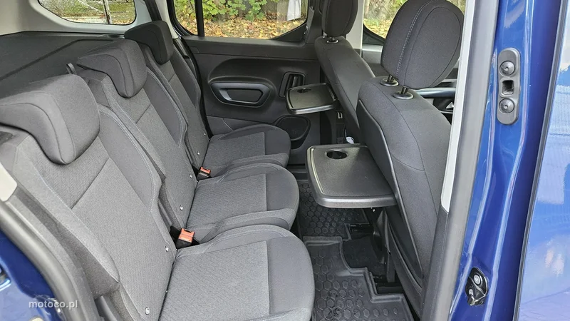 Peugeot Rifter 37