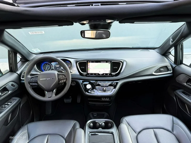 Chrysler Pacifica 19