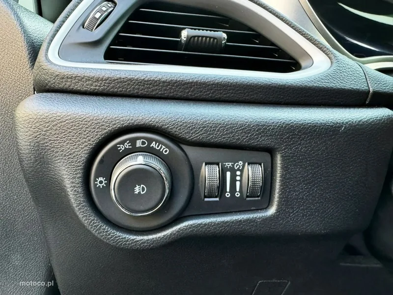 Chrysler Pacifica 23