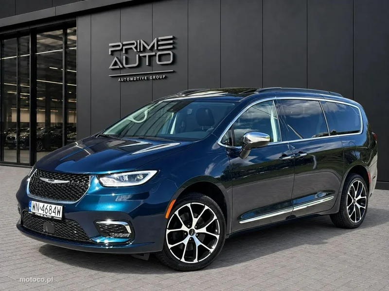 Chrysler Pacifica 2