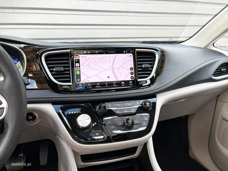 Chrysler Pacifica 23