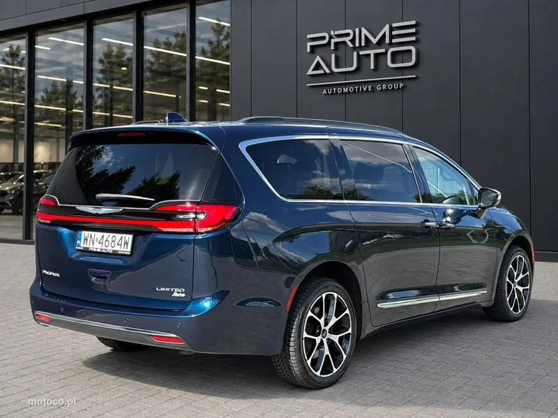 Chrysler Pacifica 10