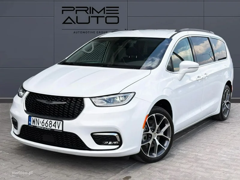 Chrysler Pacifica 2