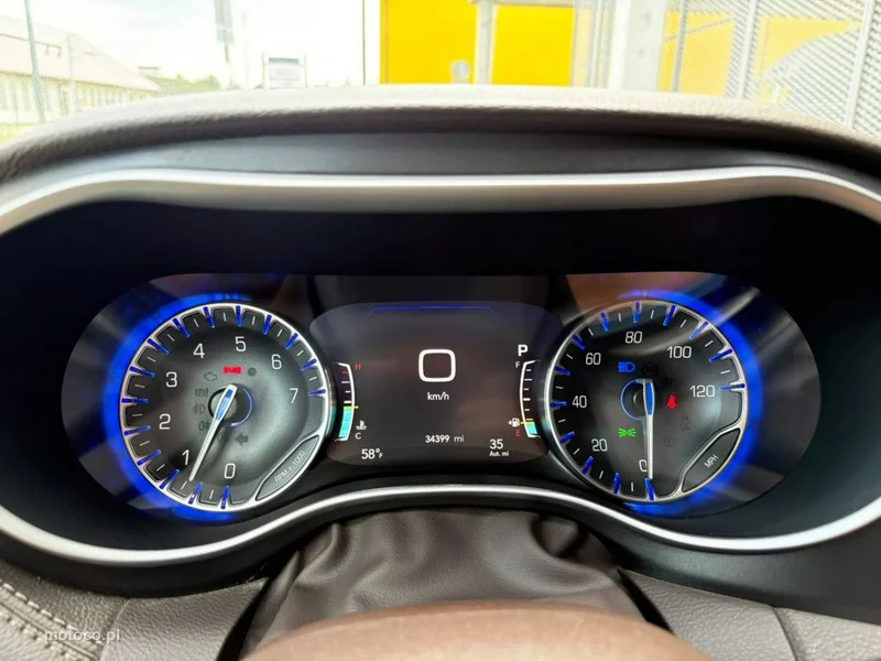 Chrysler Pacifica 34