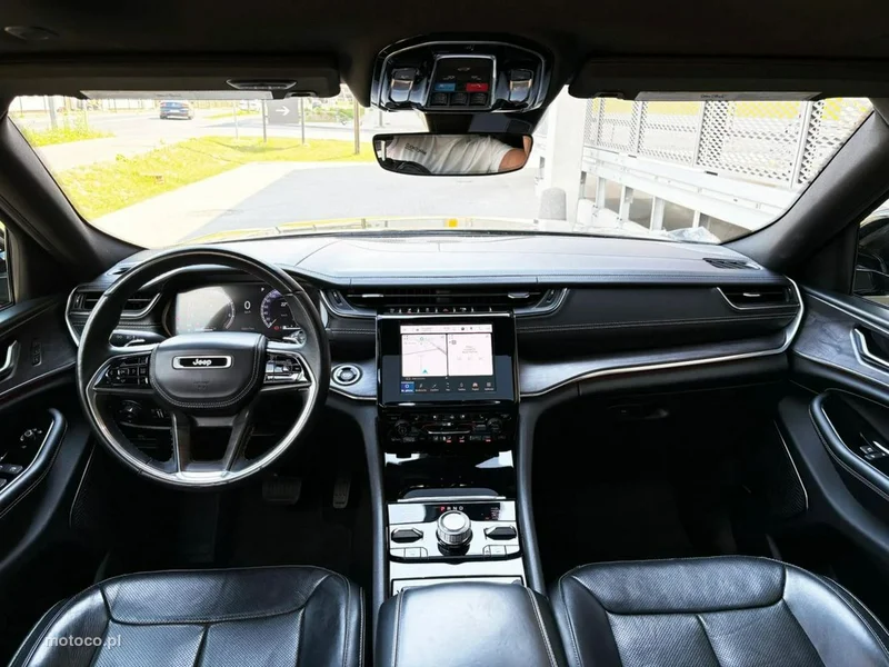 Jeep Grand Cherokee 13