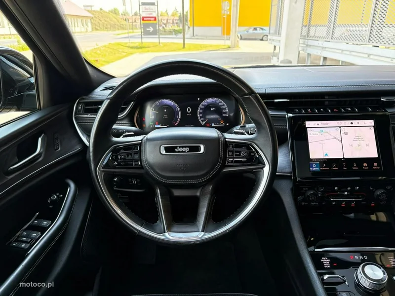Jeep Grand Cherokee 16