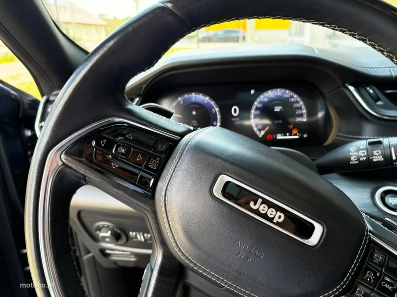 Jeep Grand Cherokee 21