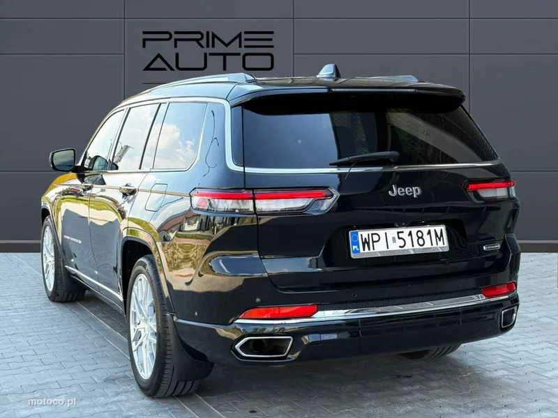 Jeep Grand Cherokee 8