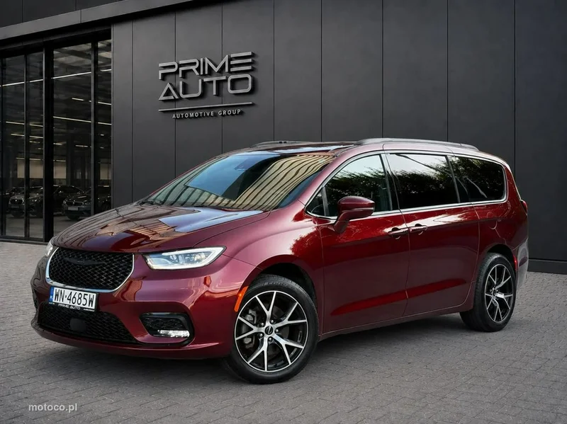 Chrysler Pacifica 3