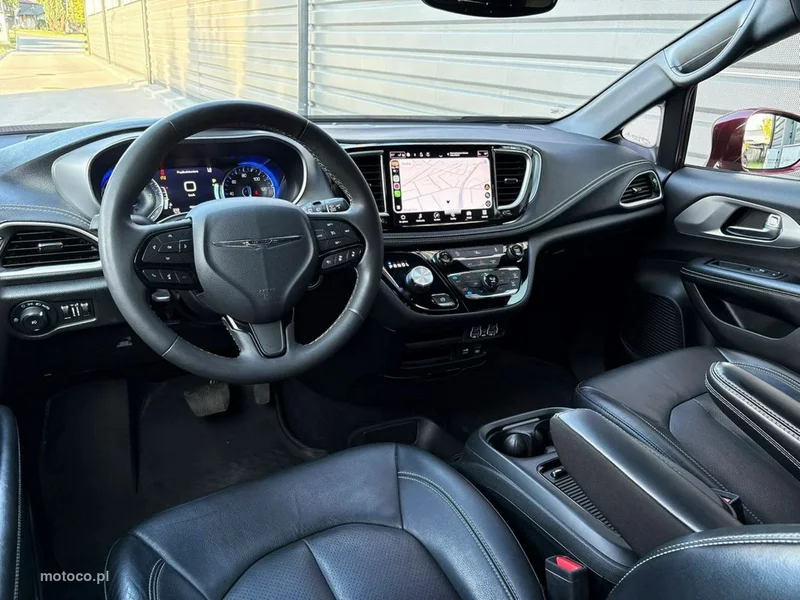 Chrysler Pacifica 23