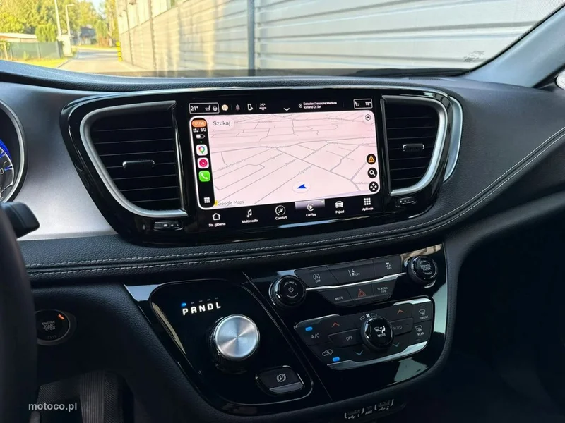 Chrysler Pacifica 31