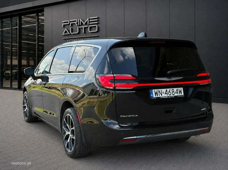 Chrysler Pacifica 4