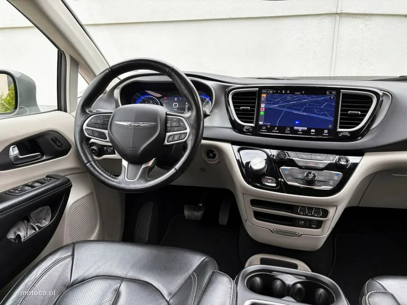 Chrysler Pacifica 19