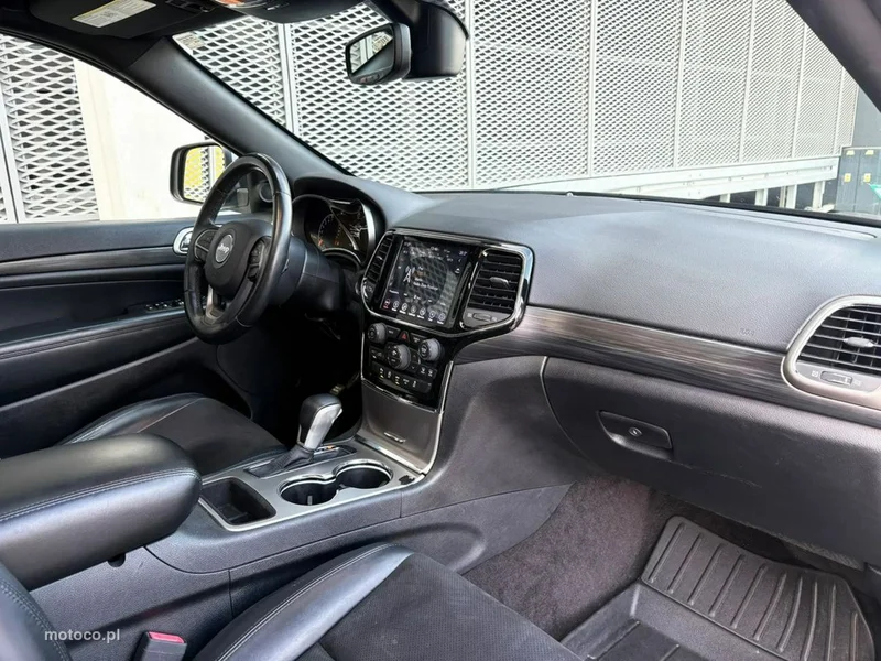 Jeep Grand Cherokee 15