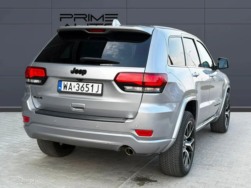 Jeep Grand Cherokee 4
