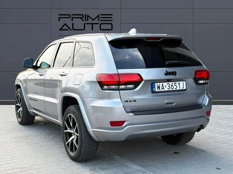 Jeep Grand Cherokee 10