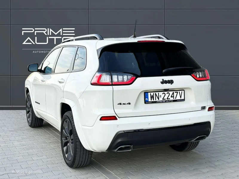 Jeep Cherokee 9