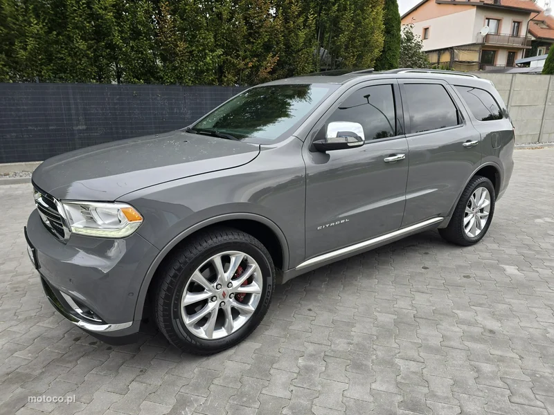 Dodge Durango 4