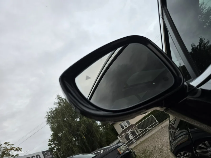 Chrysler Pacifica 17