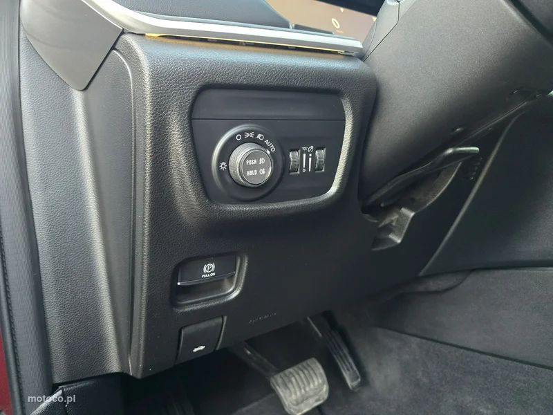 Jeep Grand Cherokee 29