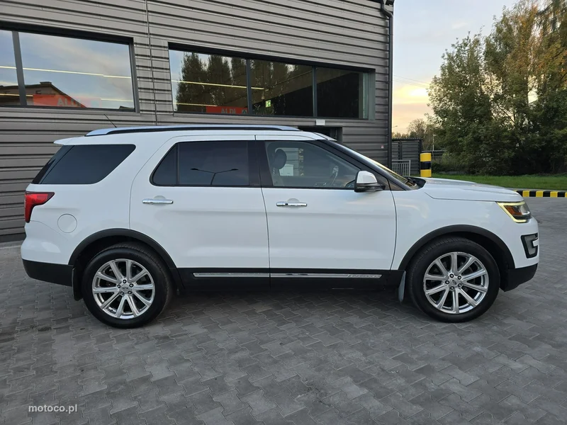 Ford Explorer 13