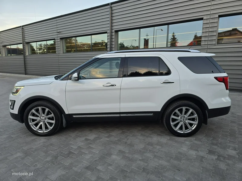 Ford Explorer 4