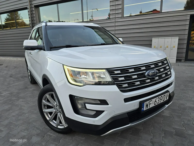 Ford Explorer 9